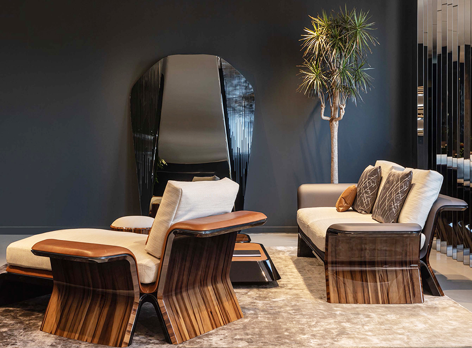 seater sofa and chaise longue