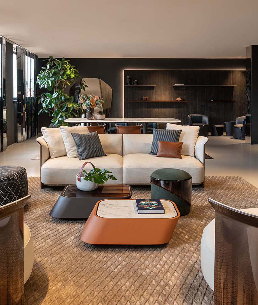 seater sofa and chaise longue